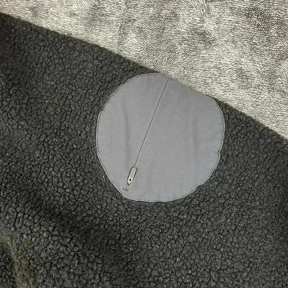 SOLD Outdoor Voices Mega Fleece Wool Blend Hoodie Sweater 1/2 Zip Sz S Black - Picture 5 of 11